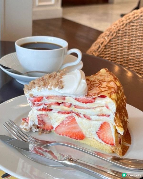 士多啤梨忌廉千層蛋糕🍓！幸福滋味😋