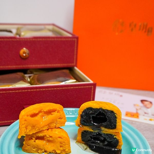 要數最人氣嘅月餅,流心奶黃月餅一定走唔甩😆身邊個個都鍾意食!...