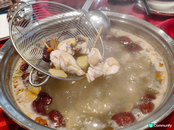 通宵後的豪華早餐！橫琴生蠔雞火鍋超滿足🦪