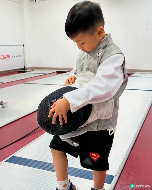 【 從小培養對劍擊的興趣 】