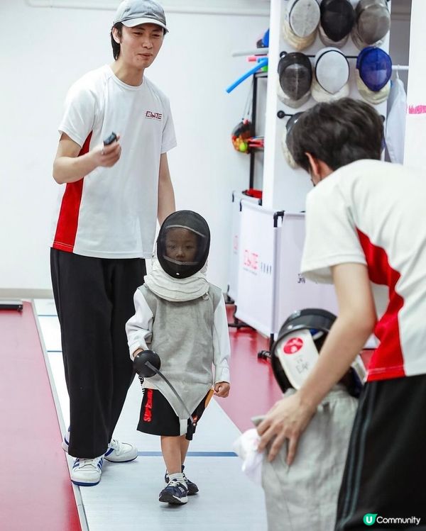 【 從小培養對劍擊的興趣 】