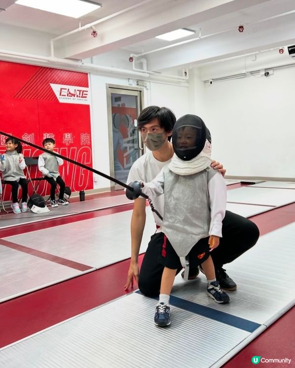 【 從小培養對劍擊的興趣 】