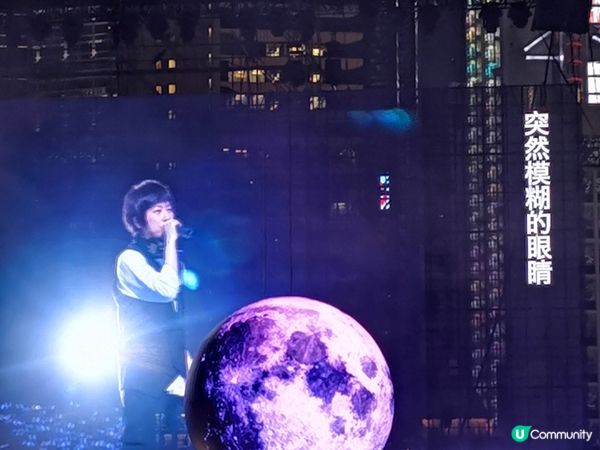 1. 五月天夜雨唱！☔️感動到痺！🎶