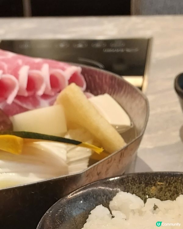 牛角I人前，有飯，有饮品，有飯，太飽了。