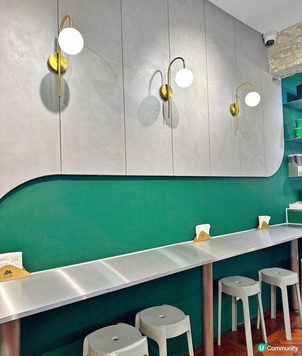 台中🇹🇼逢甲夜市拉絲仙草凍你食過未？ 