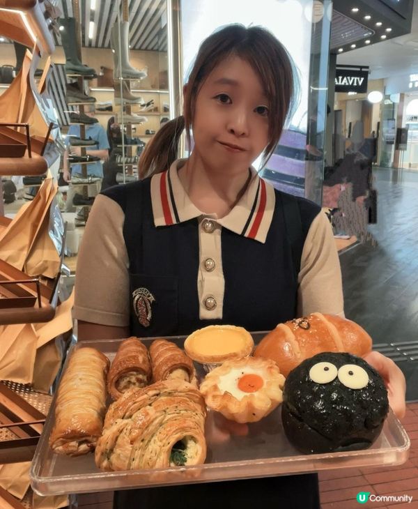 分店限定🍦忌廉筒&巨大版嘅牛角酥🥐