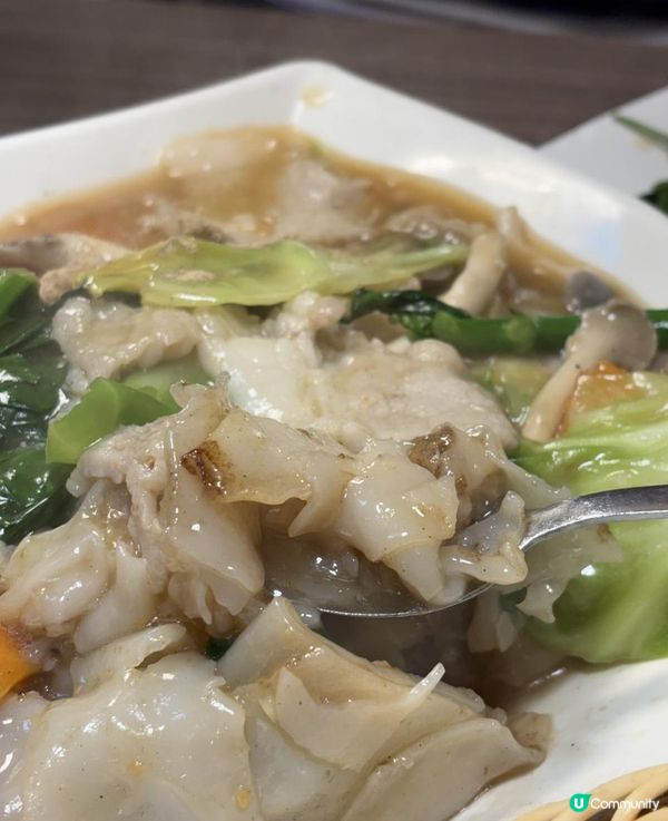 🐷九龍城泰式美食！「泰象館」平價又正宗，海南雞飯、濕炒河必試！🇹🇭