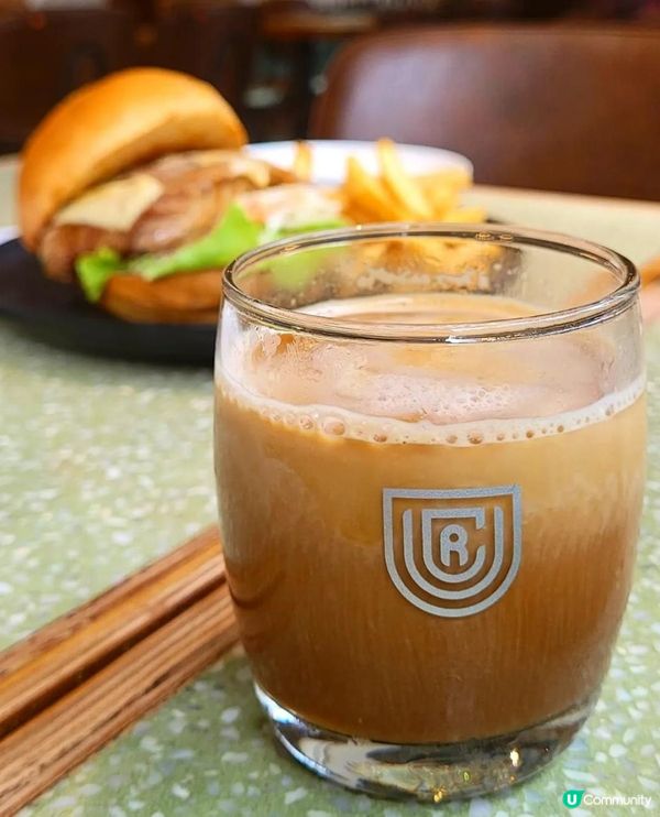 Urban Coffee Roaster～面臨大海嘅CAFE！