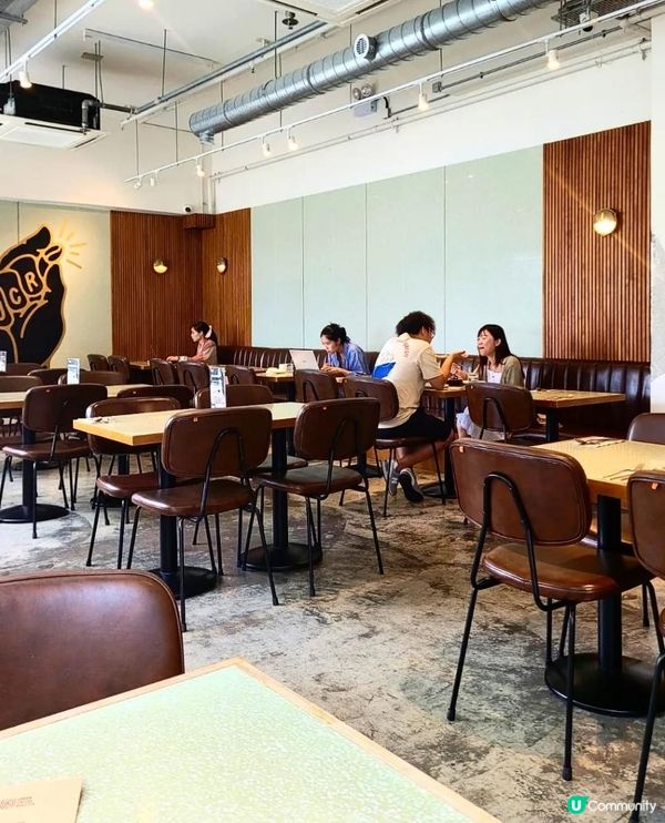 Urban Coffee Roaster～面臨大海嘅CAFE！