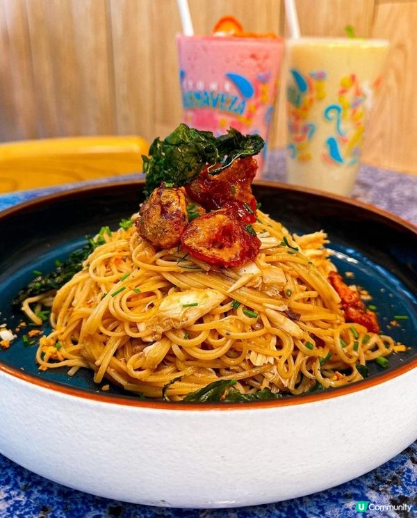 Flying Pig Bistro x 西環美食 | 必試蒜香松露避風塘蟹意粉 超Chill半露天座位 | burger/甜品/brunch/西營盤/全日早餐