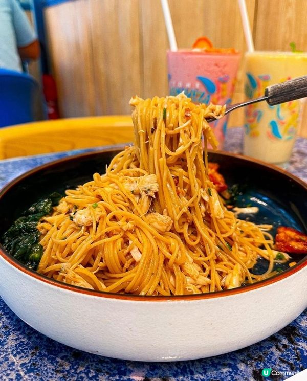 Flying Pig Bistro x 西環美食 | 必試蒜香松露避風塘蟹意粉 超Chill半露天座位 | burger/甜品/brunch/西營盤/全日早餐