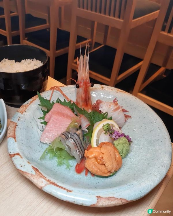 上次跟朋友造訪過尖沙咀棉登徑的「木戶」，原來是跟旁邊的「鮨白...