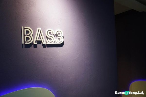 油麻地【基地叁】紫調Cyber Café