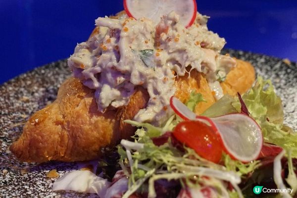 油麻地【基地叁】紫調Cyber Café