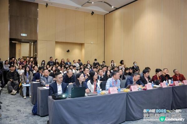 恭喜深圳善貝口腔何麗珠醫師榮獲省口腔医师（康泰健杯）优秀奖