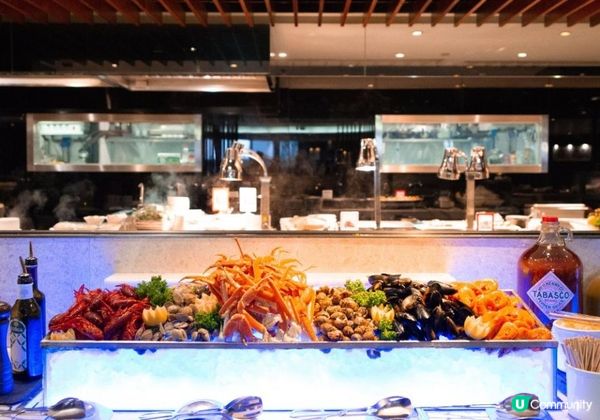 【酒店Staycation】國慶海景客房一晚住宿連早晚自助餐｜香港灣景國際酒店