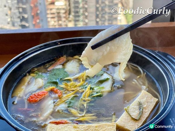 位於佐敦的隨變火鍋名氣不小，好幾年前和朋友去吃過，訂位、等位...