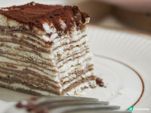 想Tiramisu了，但同時又想食千層糕，於是就結合兩者。首...