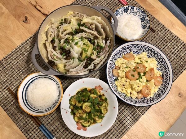 呢個日式千層白菜豬肉鍋曾經有一排好紅好多人整，不過之前我就無...