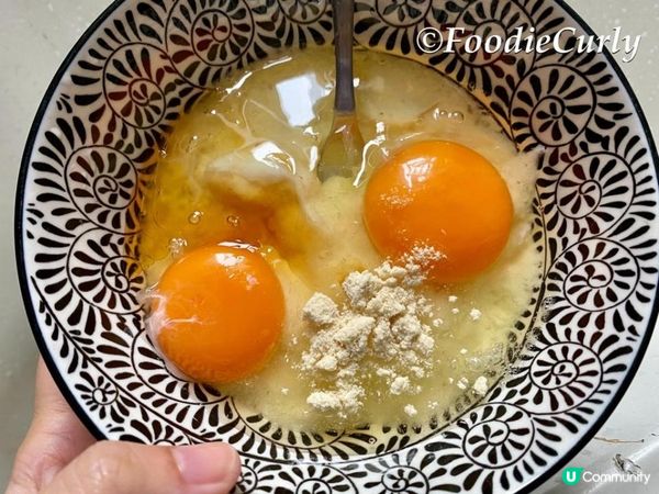 我見坊間多數還原了「味噌醃蛋黃」這道菜，個人認為不夠家常小菜...