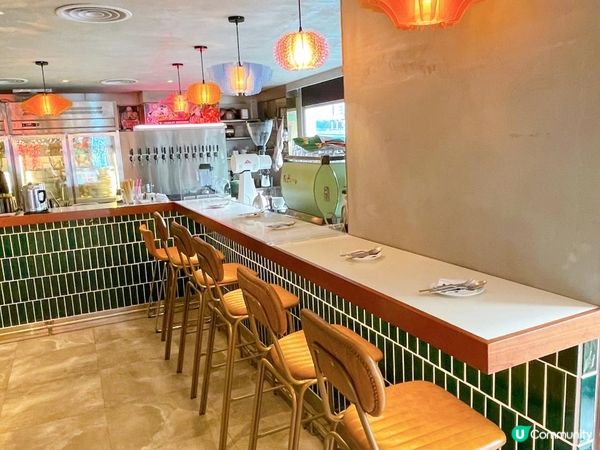 之前一直都有留意開蘇豪區酒吧「何蘭正」🥃， 