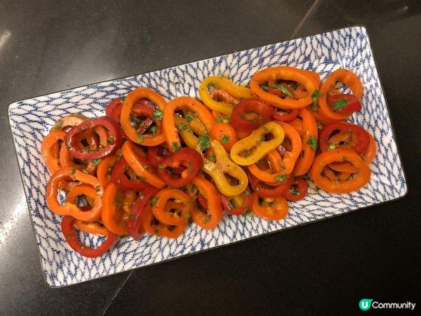 呢個清新又簡單易整嘅彩椒香草沙律係我其中一個最鍾意嘅沙律，顏...