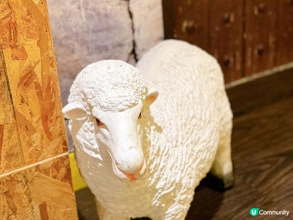 連續假期就梗係要chill吓🍹，肥仔搵到間森林系餐廳🌴，環境...