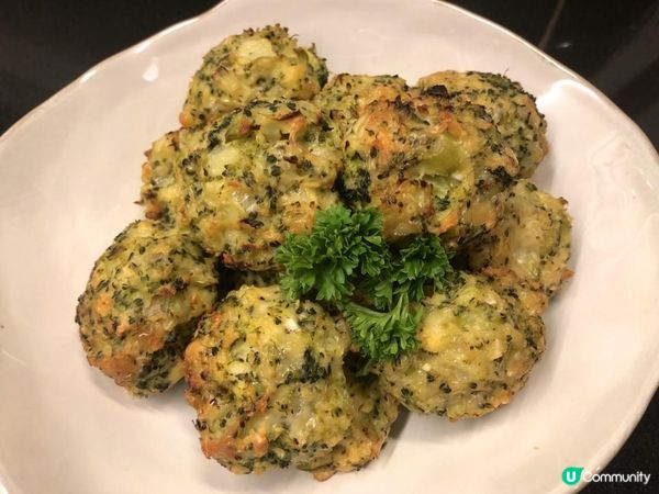 健康、好味又易整，呢個焗西蘭花芝士波波唔洗油炸都好香脆，好適...