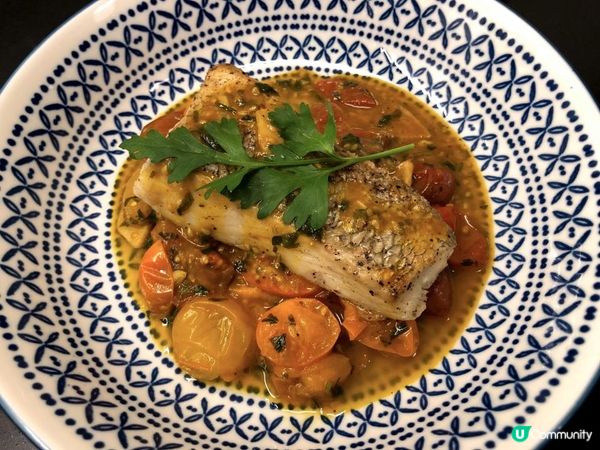 呢個香煎鱈魚柳配白酒蕃茄香草汁真係零難度，超級無敵簡單 (認...