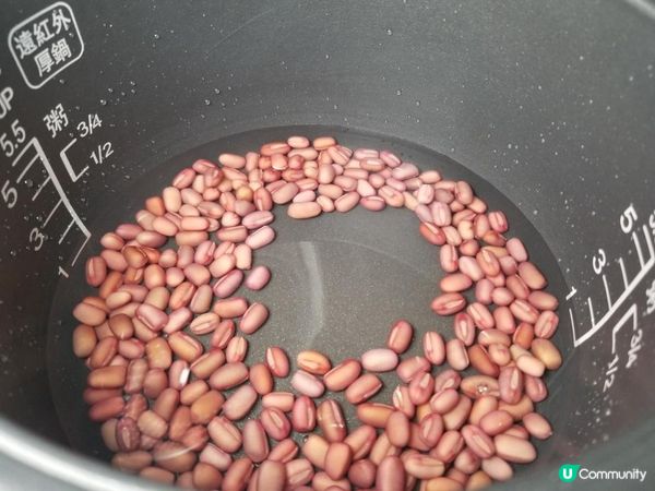 花生醬夾餅？麥芽糖？糖葱餅？還是缽仔糕呢？這些傳統的小吃，已...