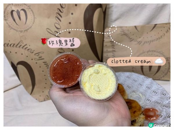 鬆餅 Scone 是英式下午茶最具代表性的點心之一。當中，香...