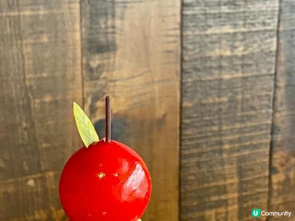 港威酒店推出了Somersby主題下午茶，還是會噴煙的呢！是...