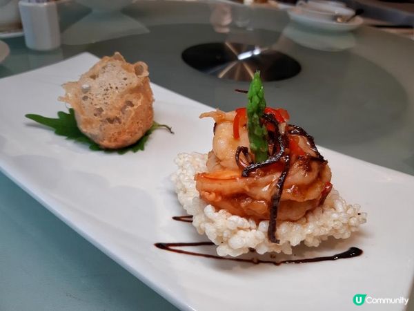 仍記得大概十年前，曾經在灣仔六國酒店攪過生日飯，感覺是一間實...