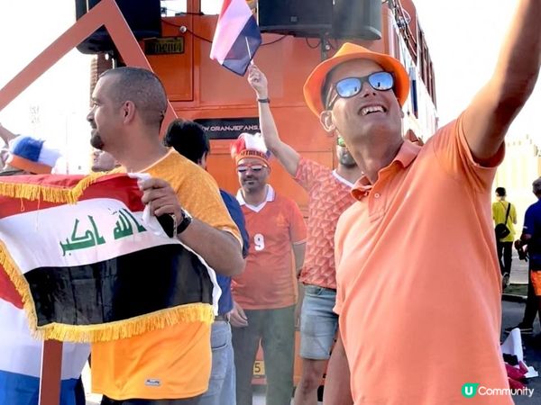 卡塔爾特集：荷蘭巴士巡遊 最熱血進場方式