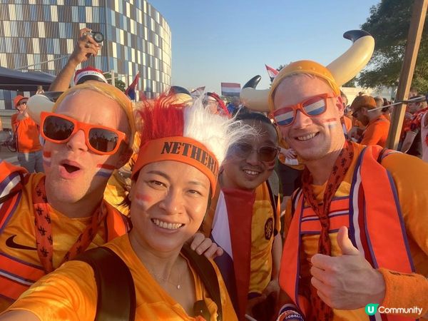 卡塔爾特集：荷蘭巴士巡遊 最熱血進場方式