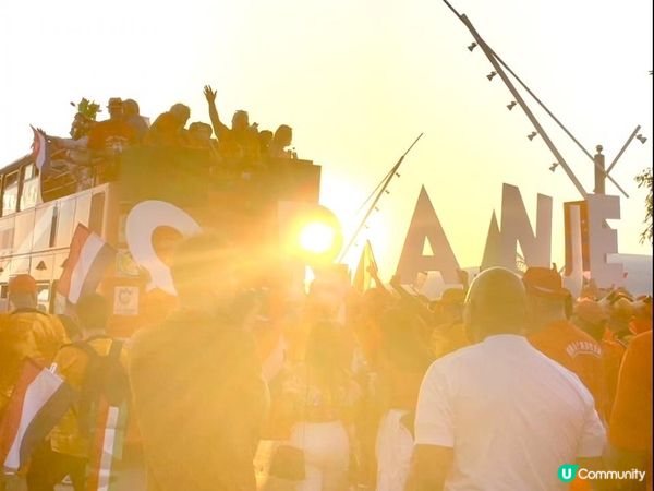 卡塔爾特集：荷蘭巴士巡遊 最熱血進場方式