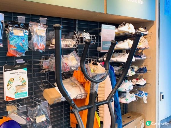 台灣/台北內湖迪卡儂平價運動用品量販店~ 野餐露營用具、各式運動裝備~~