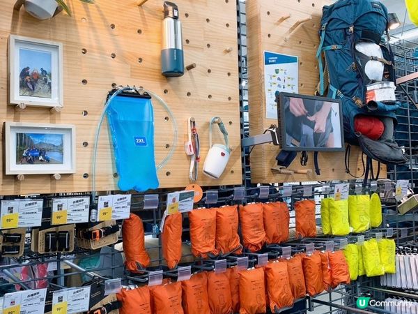 台灣/台北內湖迪卡儂平價運動用品量販店~ 野餐露營用具、各式運動裝備~~