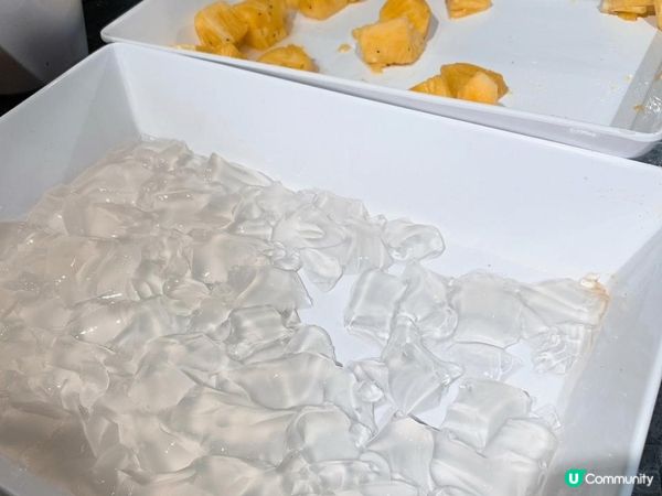 台灣/台北 日式橫濱牛排 微風南京店(自助吧任食任飲沙拉、湯品、麵包、水果、蛋糕、冰淇淋、飲料) MRT：小巨蛋捷運站