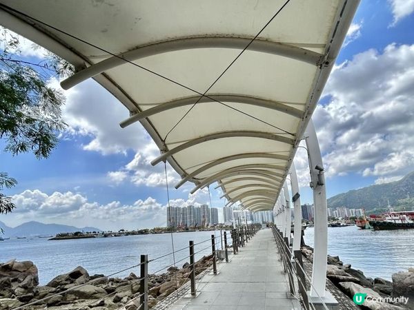 ［慢活半天］屯門｜容龍海鮮酒家 + 嘉道理碼頭 / 加多利灣 > 咖啡灣 > 黃金泳灘 + 黃金海岸商場