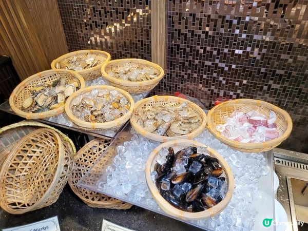 任食兩款生蠔 X 即煮海鮮窩 X 醬燒鮑魚 X 和牛刺身 夠回本 @ Cafe 8 Degrees ( 土瓜灣8度海逸酒店 )