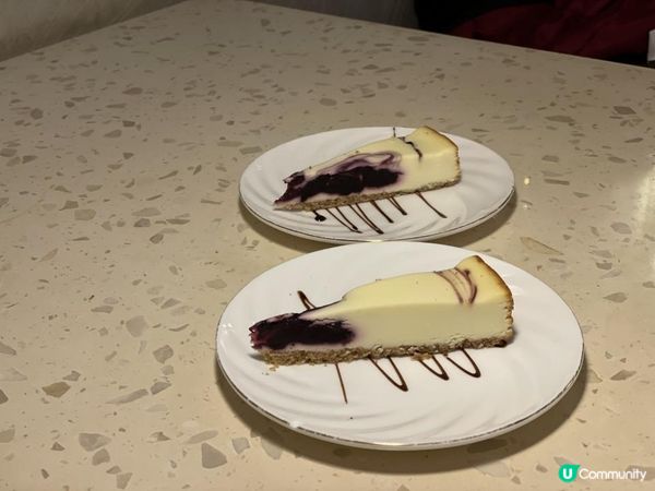 🦞 佐敦超寬廠木系咖啡店