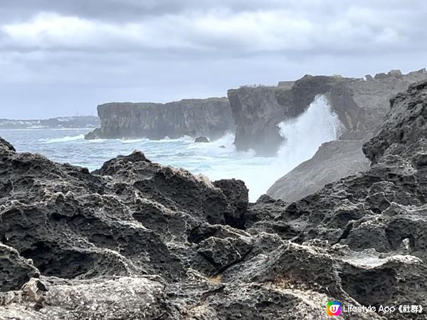 🐆豹紋魚🐟2023沖繩自駕遊｜中部景點：殘波岬燈塔 (花識蕎麥麵)、勝連城跡、海中道路遊四島、港川外人住宅 (Cocoroar Cafe)