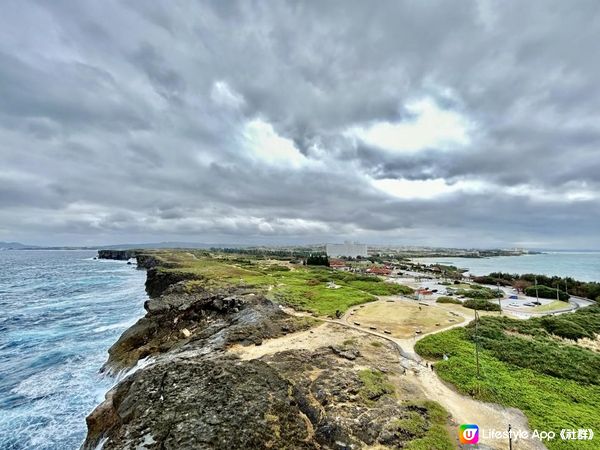 🐆豹紋魚🐟2023沖繩自駕遊｜中部景點：殘波岬燈塔 (花識蕎麥麵)、勝連城跡、海中道路遊四島、港川外人住宅 (Cocoroar Cafe)