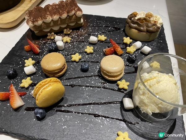 一邊打千秋打卡，一邊食韓國菜😍💖