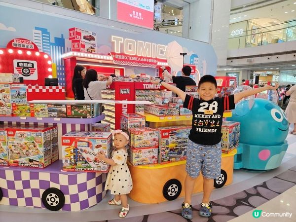 「皇室堡 x TOMICA小車手遊樂園」