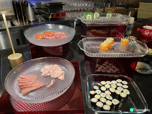 🌊 在海底吃半自助餐