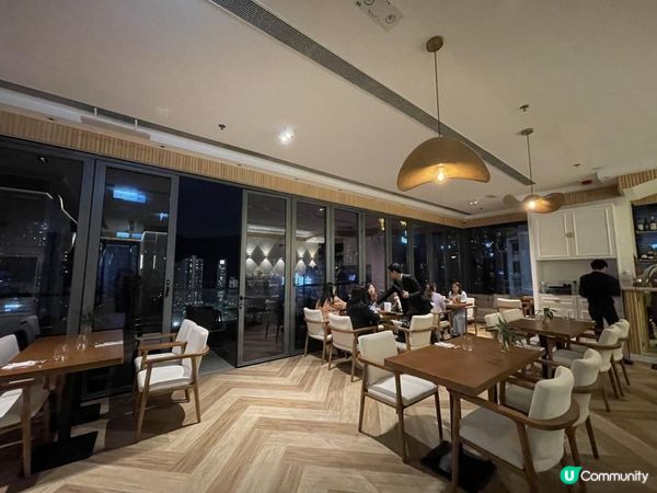 🇫🇷 維港靚景餐廳