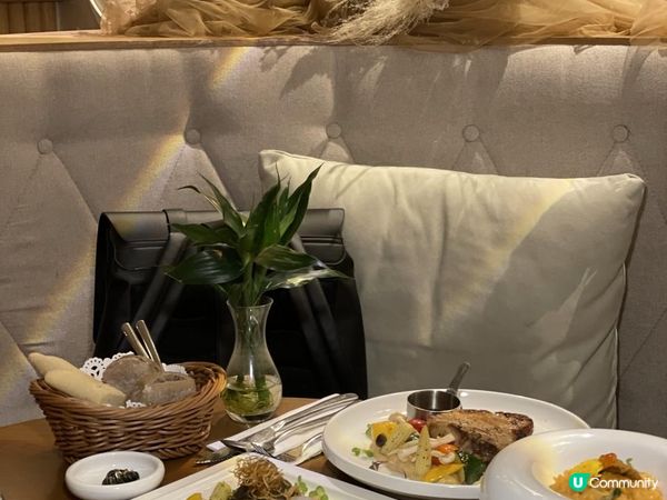 🇫🇷 維港靚景餐廳