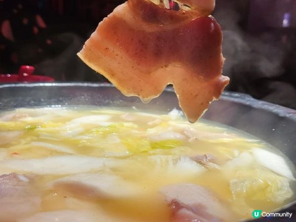 精緻型格四川麻辣火鍋